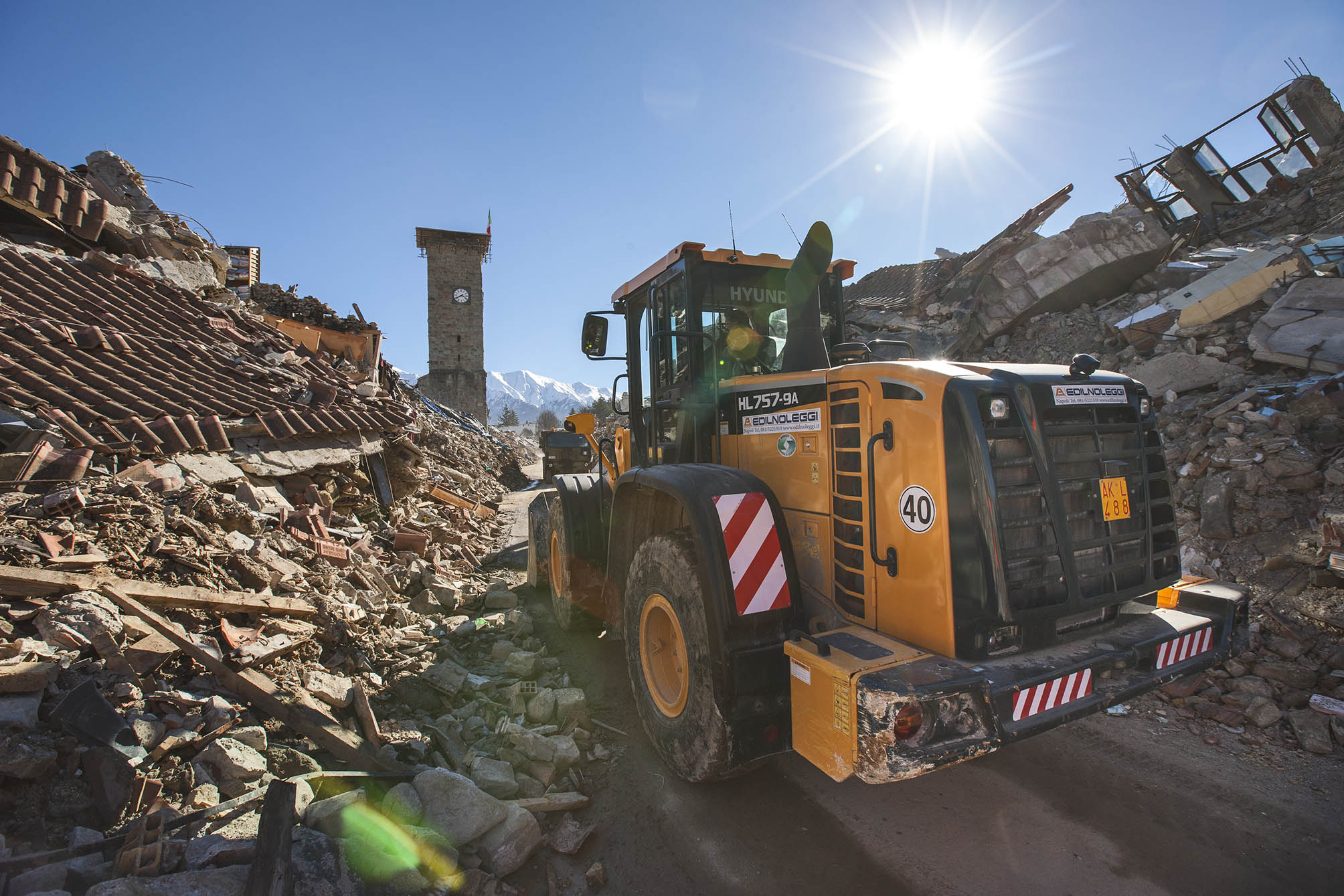 Hyundai - HL757-9A wheeled loader